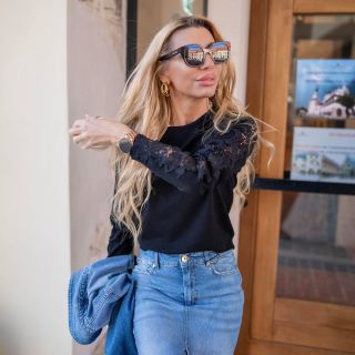 Krásne outfity nájdeš na https://www.farinni.eu/novinky-2025/