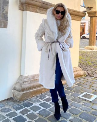 Nájdi si svoj outfit v zľave 🎻💫🤎